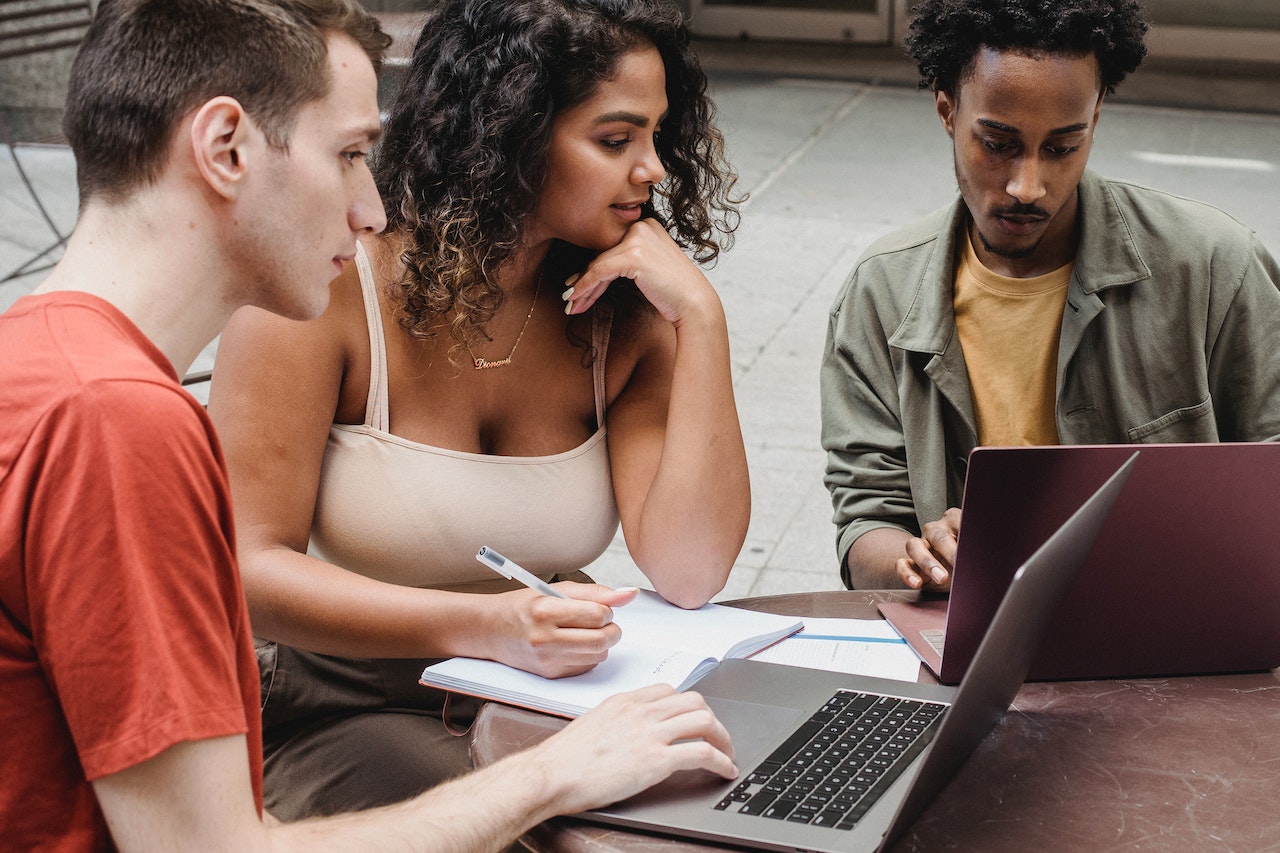 ¿Cómo usar la plataforma de lo cursos virtuales del Grupo Geard?