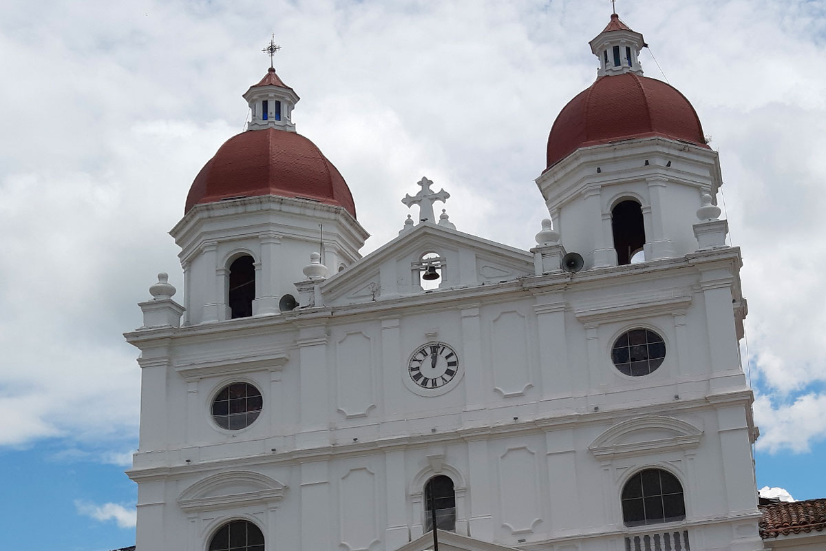 Fachada de la catedral de Rionegro Antioquia